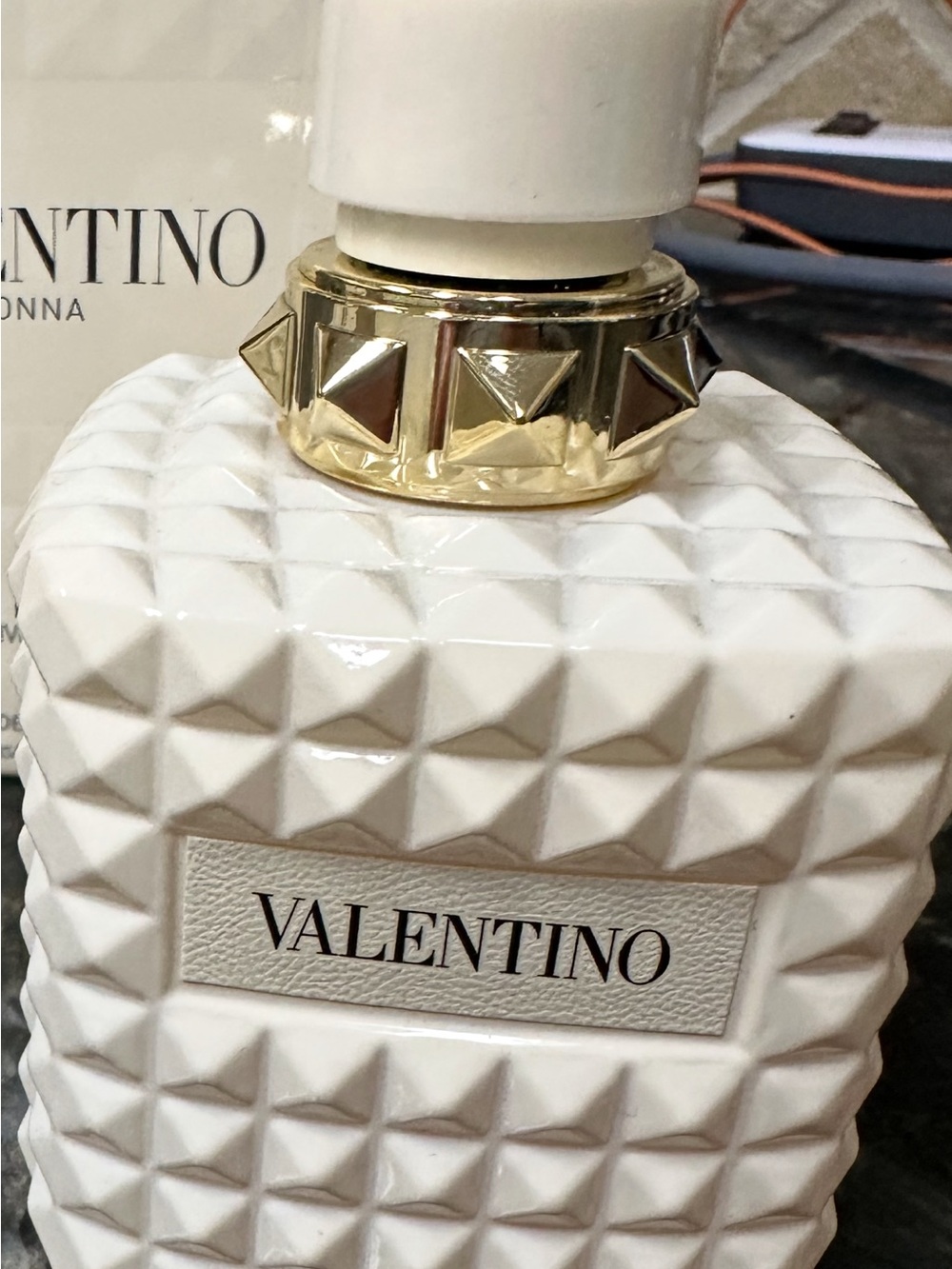 Valentino Ivory perfume